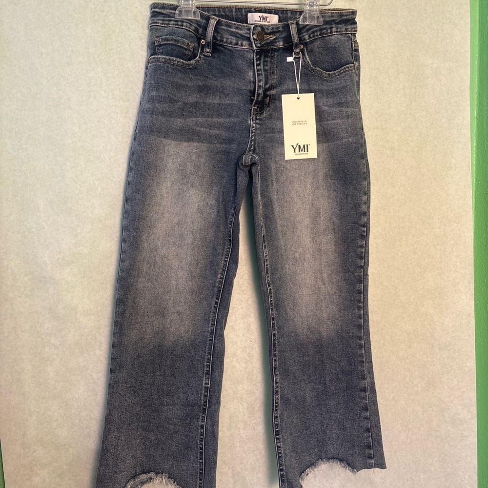 YMI Women's Cropped Ankle Distressed  Jeans